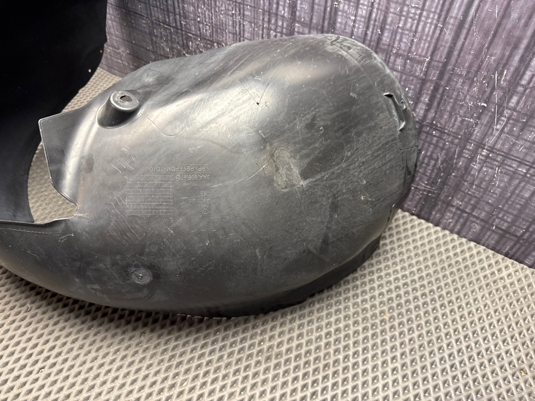 Подкрылок, 4060 рублей, Красноярск