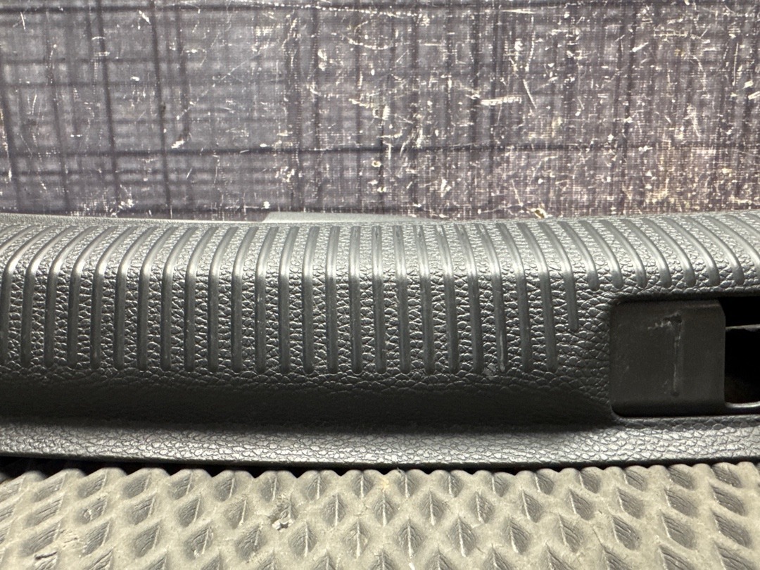 Пластик багажника, 1980 рублей, Красноярск