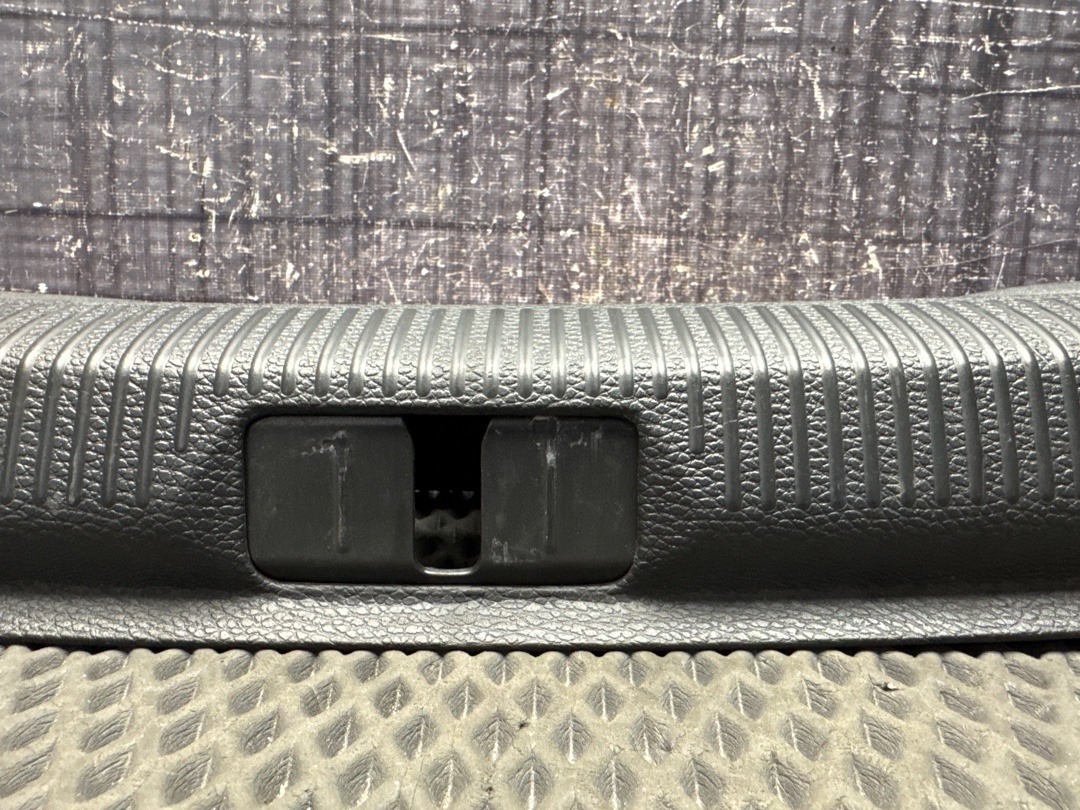 Пластик багажника, 1980 рублей, Красноярск