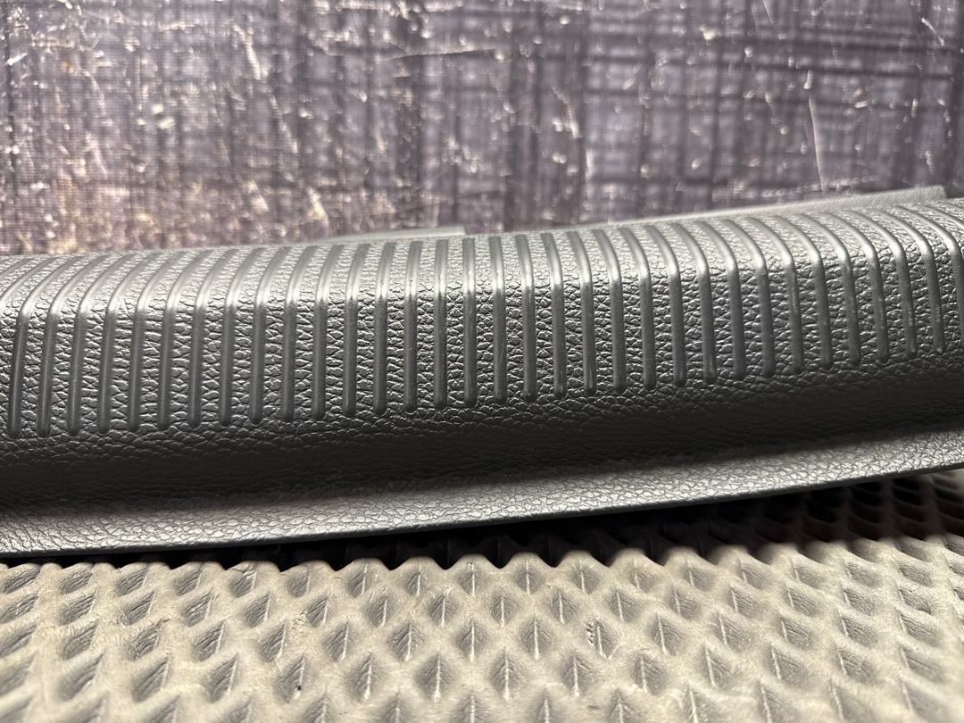 Пластик багажника, 1980 рублей, Красноярск