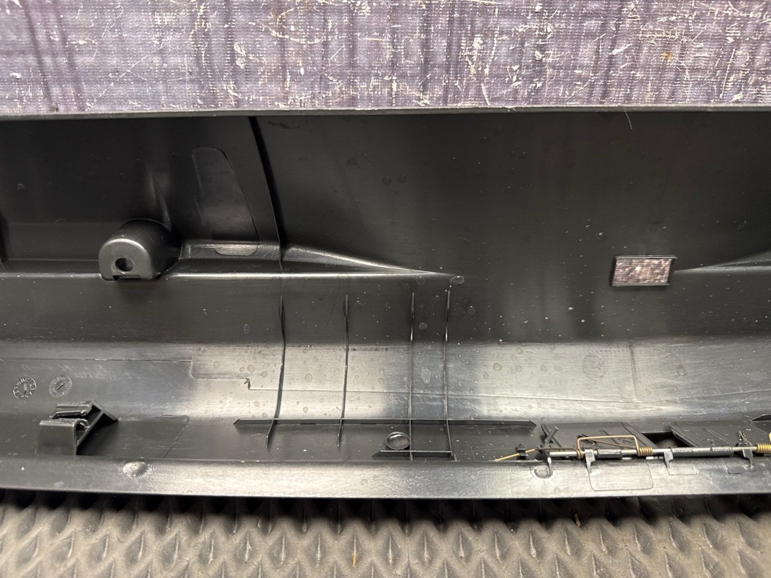 Пластик багажника, 1980 рублей, Красноярск