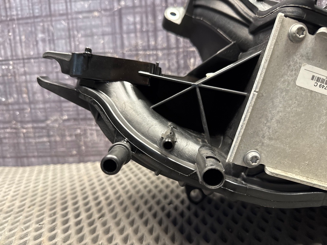 Коллектор впускной, 6210 рублей, Красноярск