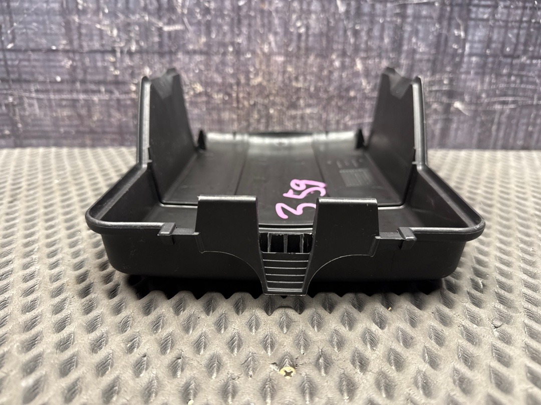 Крышка аккумулятора, 1470 рублей, Красноярск