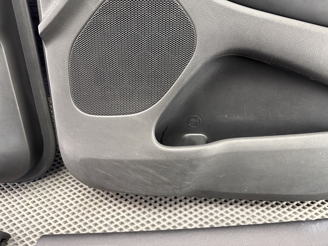 Комплект обшивок дверей, 10710 рублей, Красноярск