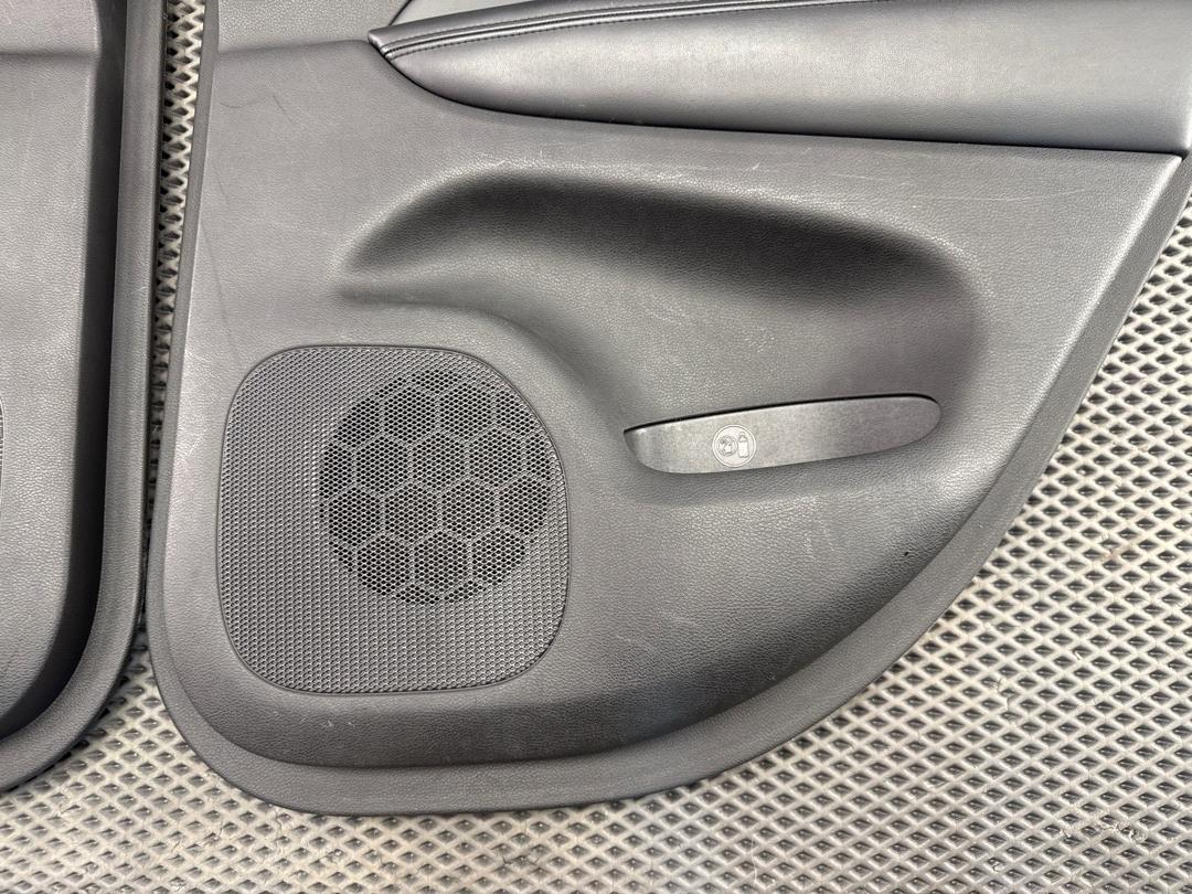 Комплект обшивок дверей, 10710 рублей, Красноярск