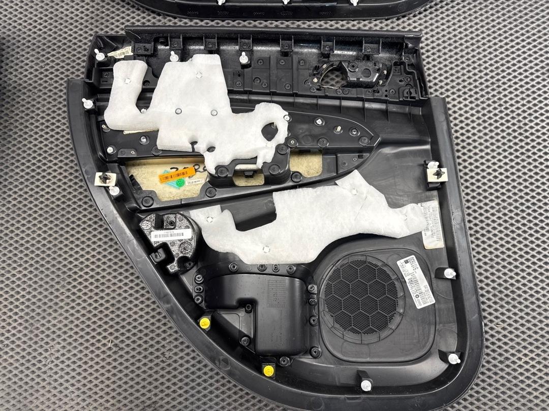 Комплект обшивок дверей, 10710 рублей, Красноярск