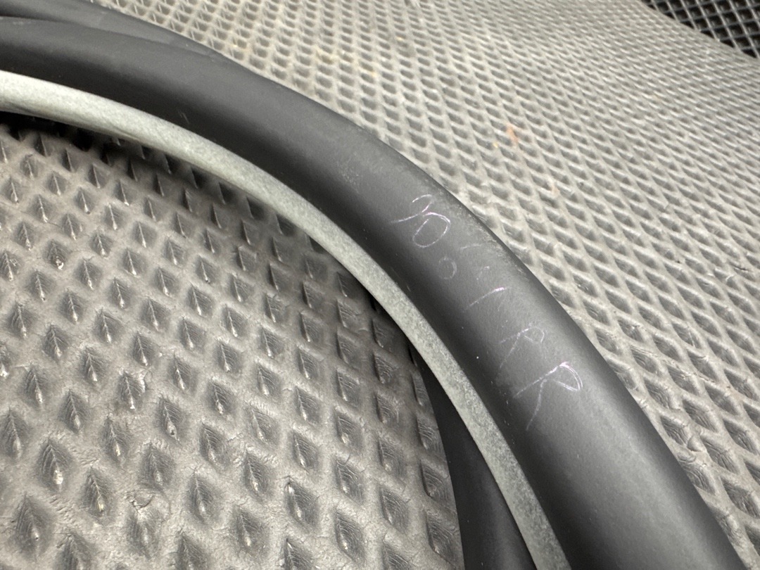 Уплотнительная резинка, 1080 рублей, Красноярск