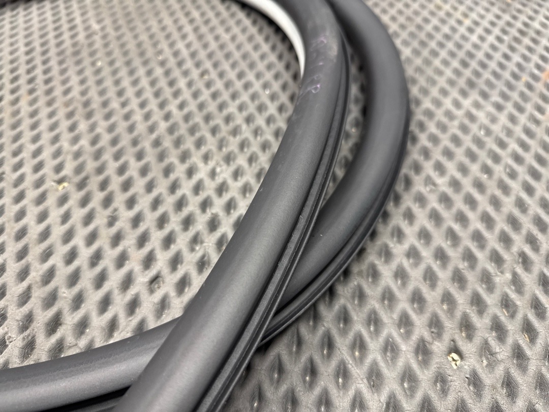 Уплотнительная резинка, 1080 рублей, Красноярск