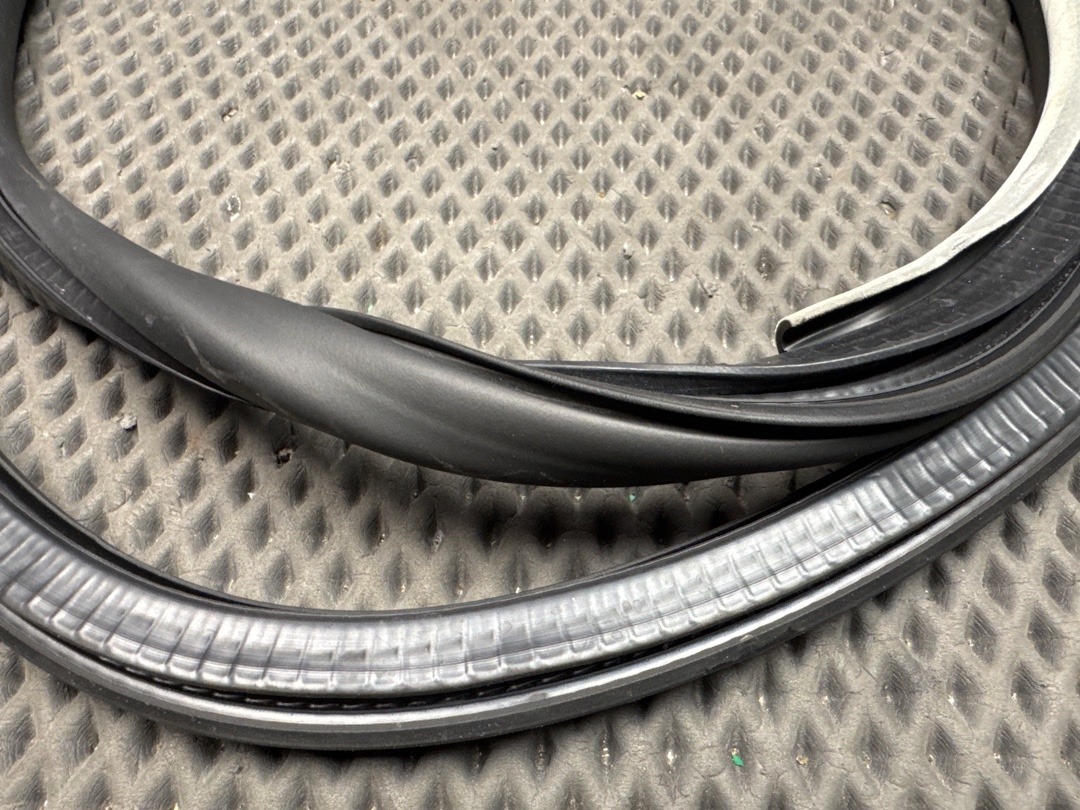 Уплотнительная резинка, 1080 рублей, Красноярск