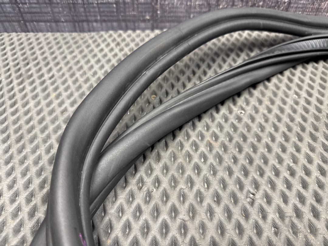 Уплотнитель крышки багажника, 1430 рублей, Красноярск