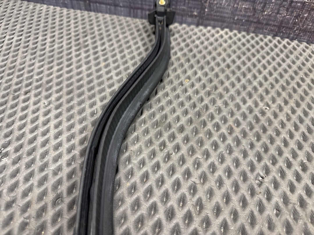 Подкапотный уплотнитель, 1470 рублей, Красноярск