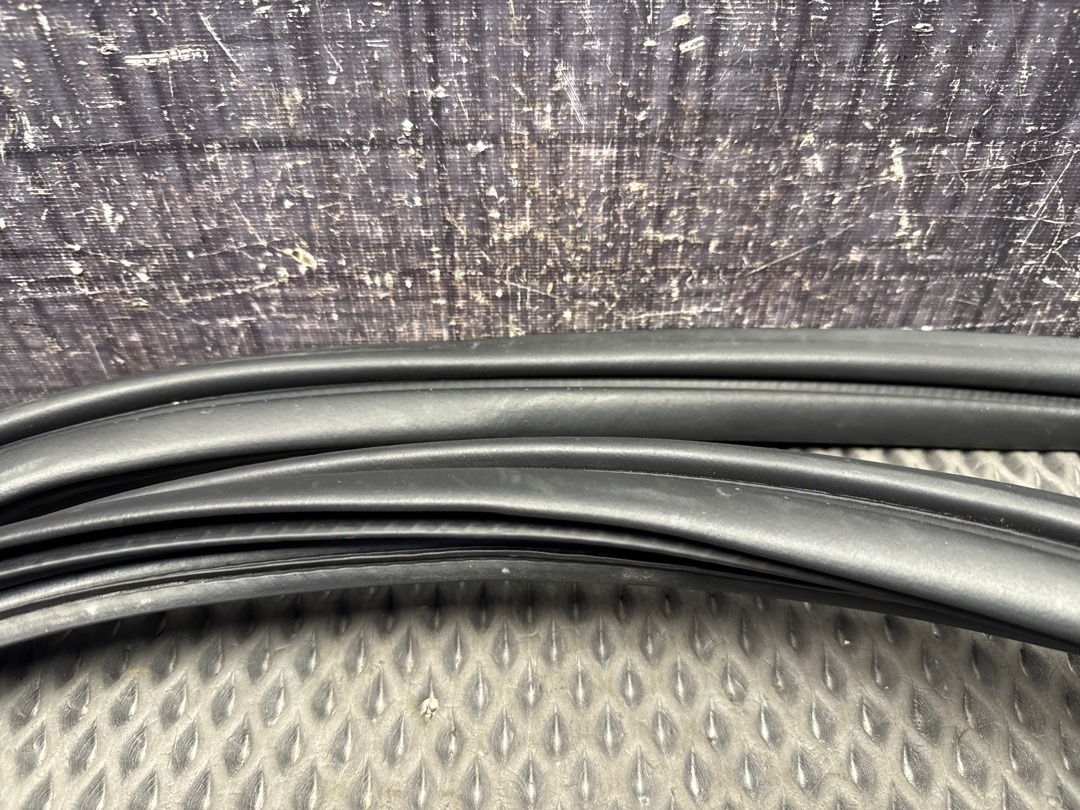 Уплотнитель крышки багажника, 2710 рублей, Красноярск