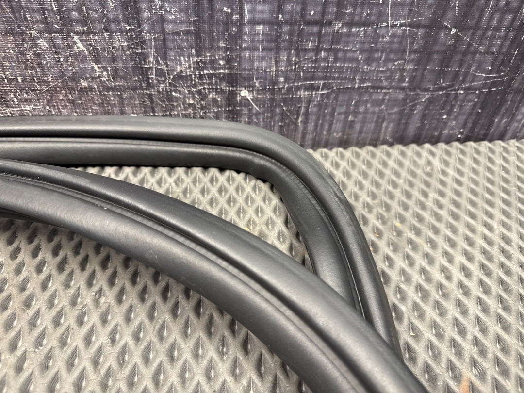 Уплотнитель крышки багажника, 2710 рублей, Красноярск