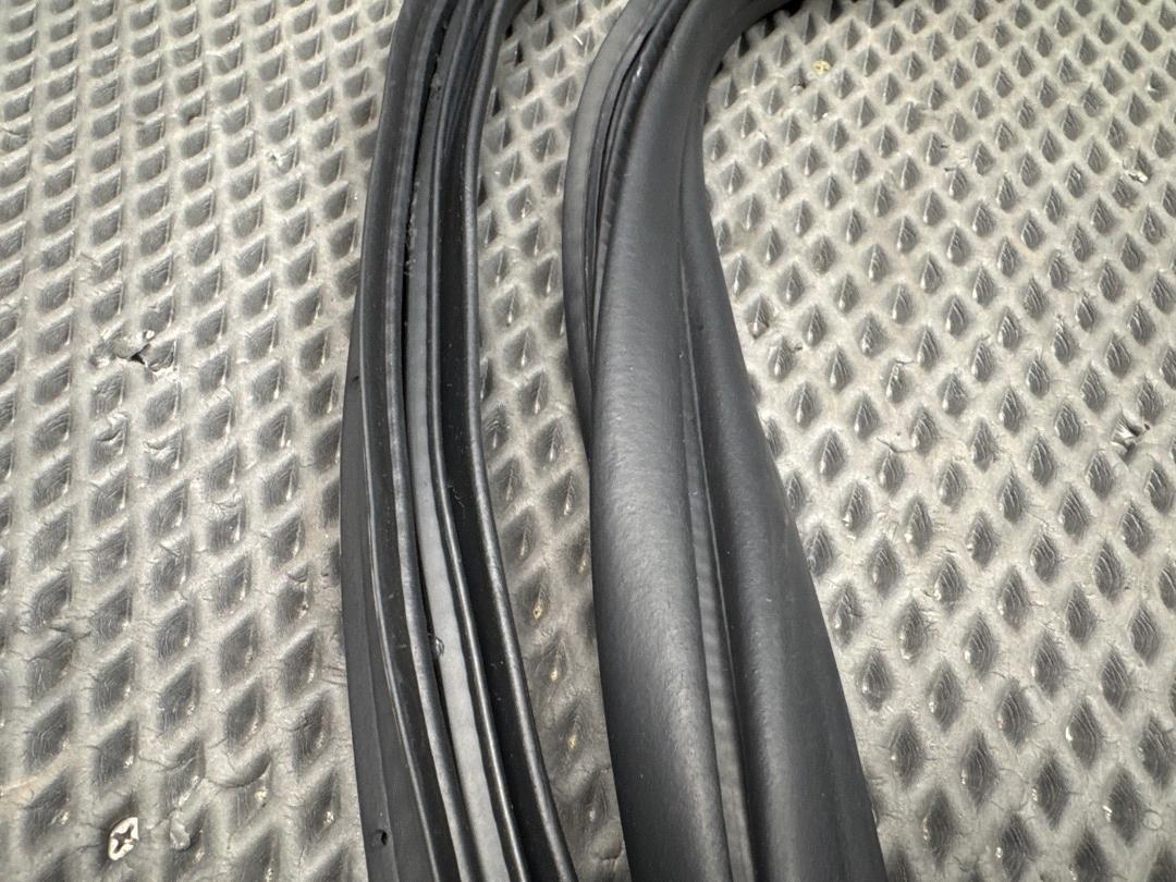 Уплотнитель крышки багажника, 2710 рублей, Красноярск