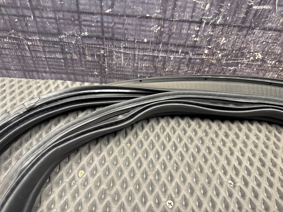 Уплотнитель крышки багажника, 2710 рублей, Красноярск