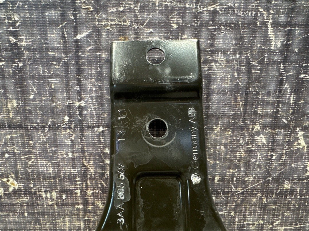 Кронштейн замка капота, 870 рублей, Красноярск