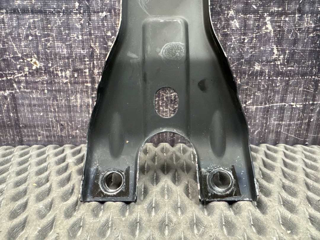 Кронштейн замка капота, 870 рублей, Красноярск