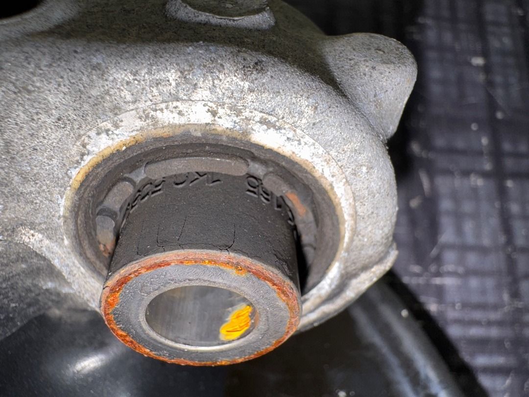 Поворотный кулак, 3430 рублей, Красноярск