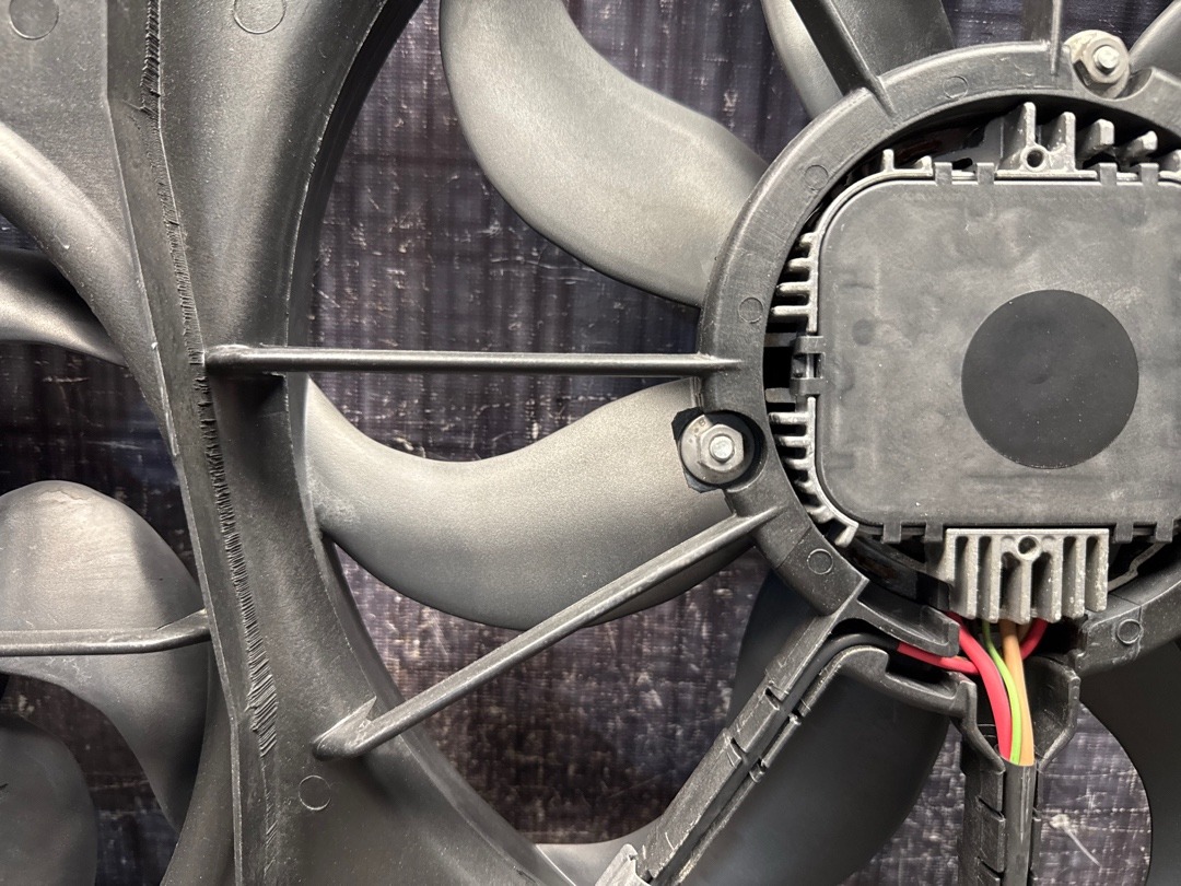 Вентилятор радиатора, 13620 рублей, Красноярск