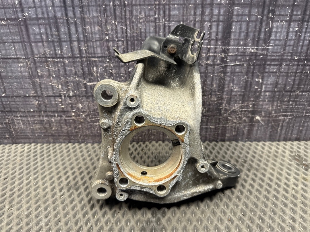 Поворотный кулак, 4320 рублей, Красноярск