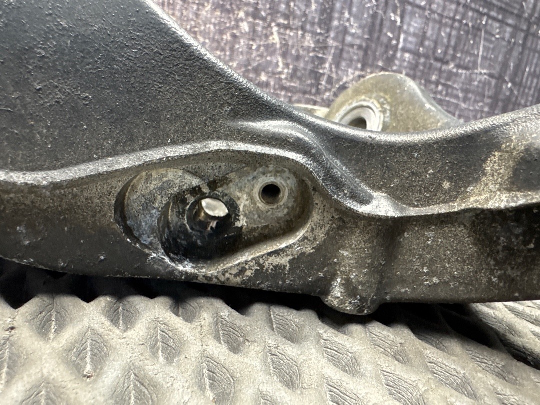 Поворотный кулак, 4320 рублей, Красноярск