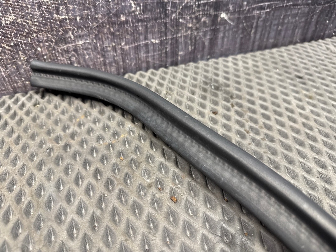 Подкапотный уплотнитель, 1060 рублей, Красноярск