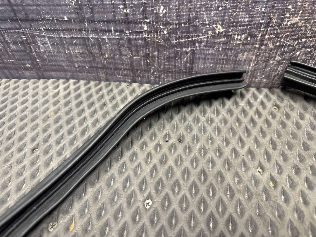 Подкапотный уплотнитель, 1060 рублей, Красноярск