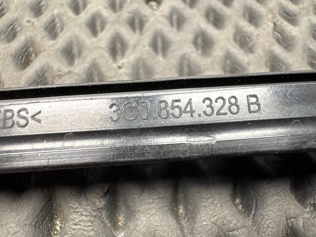 Молдинг лобового стекла, 1510 рублей, Красноярск