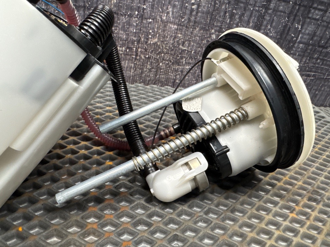 Бензонасос, 9210 рублей, Красноярск