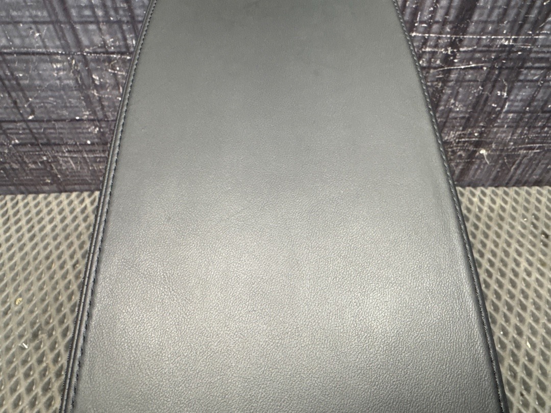 Подлокотник, 6940 рублей, Красноярск