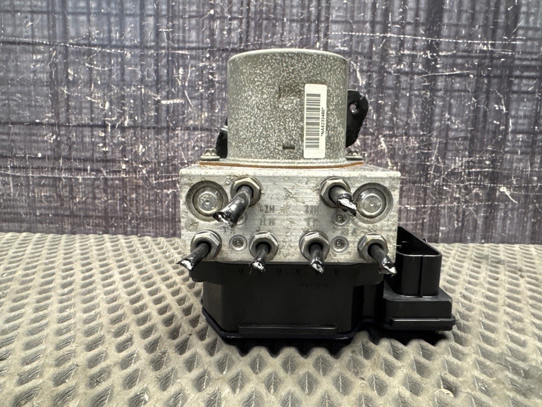 Блок ABS, 5520 рублей, Красноярск