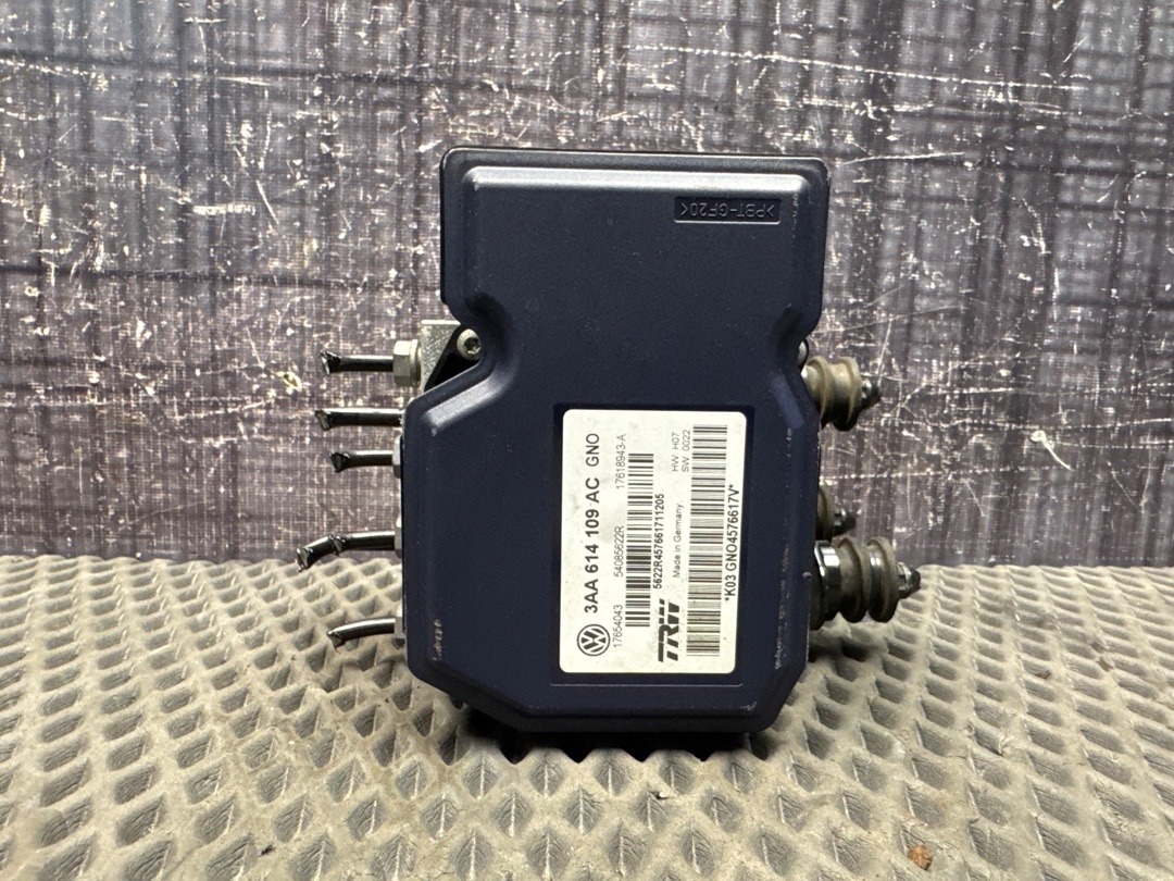 Блок ABS, 5520 рублей, Красноярск