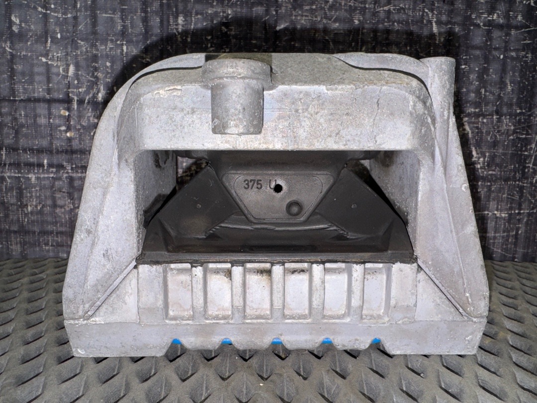 Подушка двигателя, 3730 рублей, Красноярск