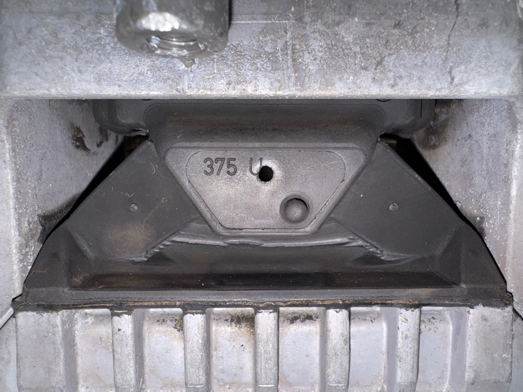 Подушка двигателя, 3730 рублей, Красноярск