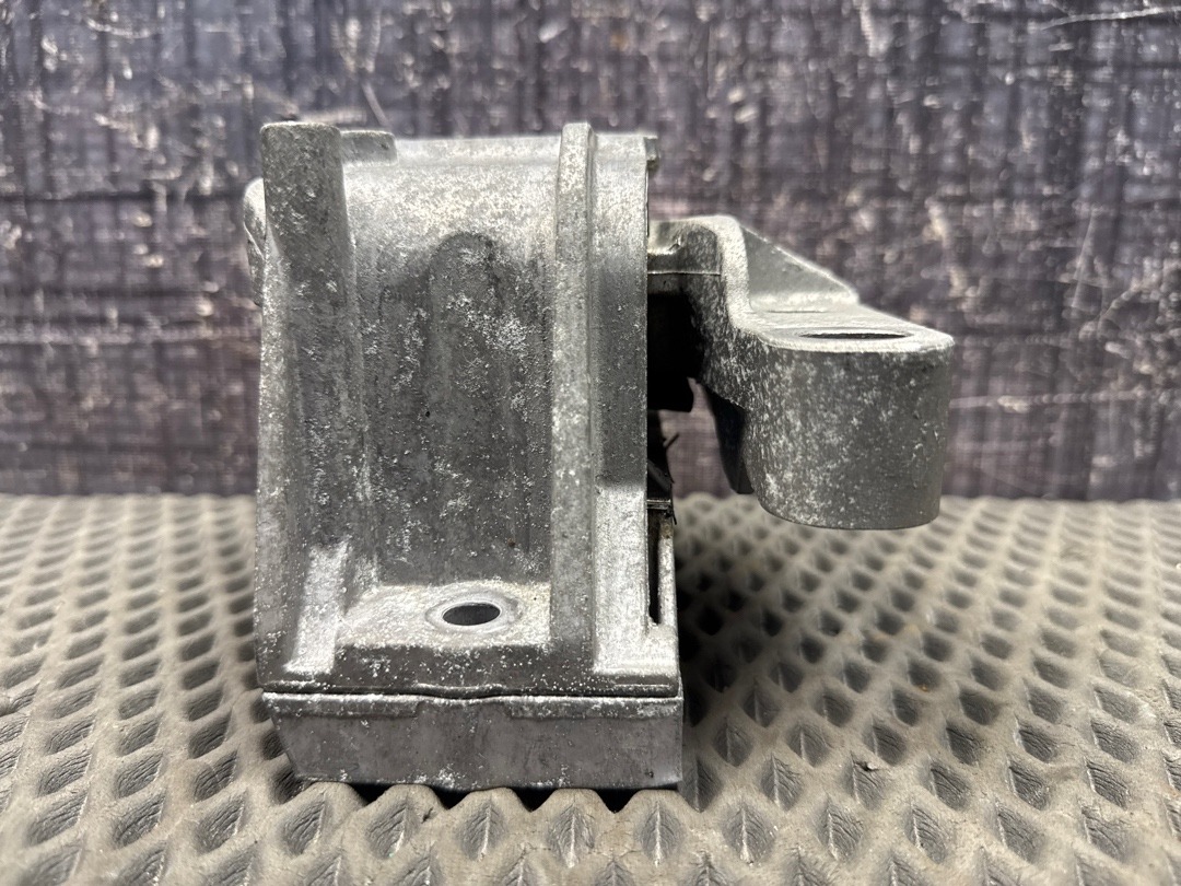 Подушка двигателя, 3730 рублей, Красноярск