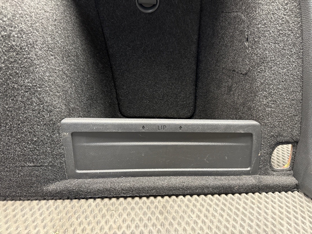 Обшивка багажника, 2060 рублей, Красноярск