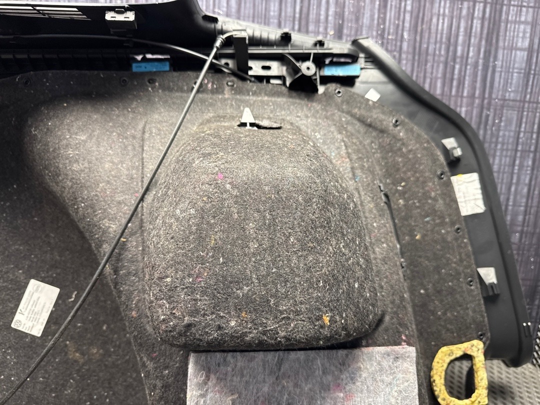 Обшивка багажника, 2060 рублей, Красноярск