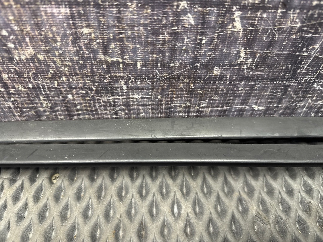 Молдинг лобового стекла, 1510 рублей, Красноярск