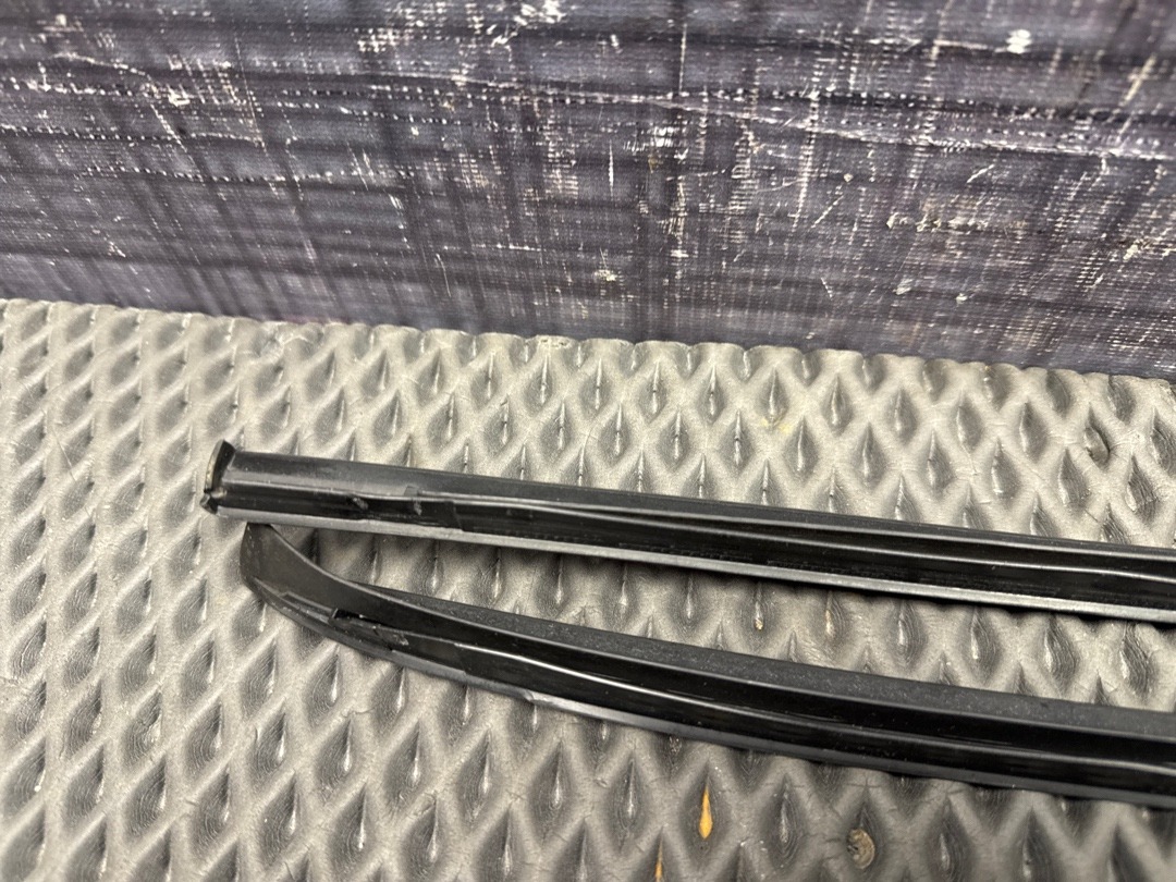 Молдинг лобового стекла, 1510 рублей, Красноярск