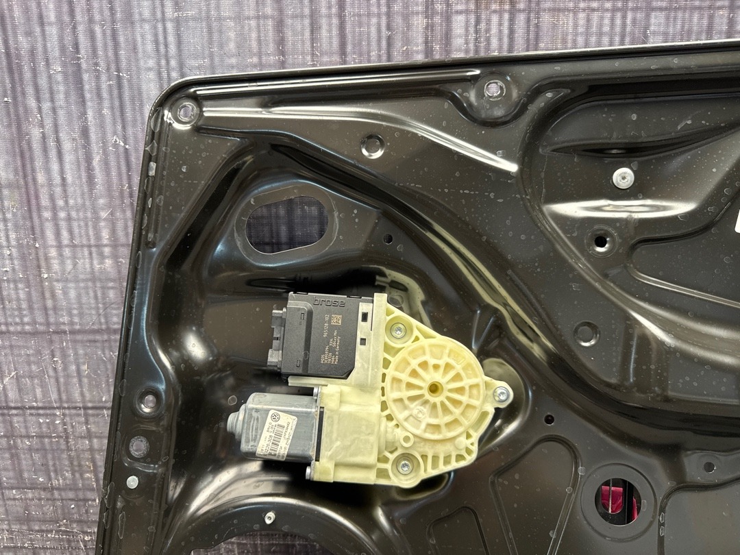 Стеклоподъемник, 1710 рублей, Красноярск