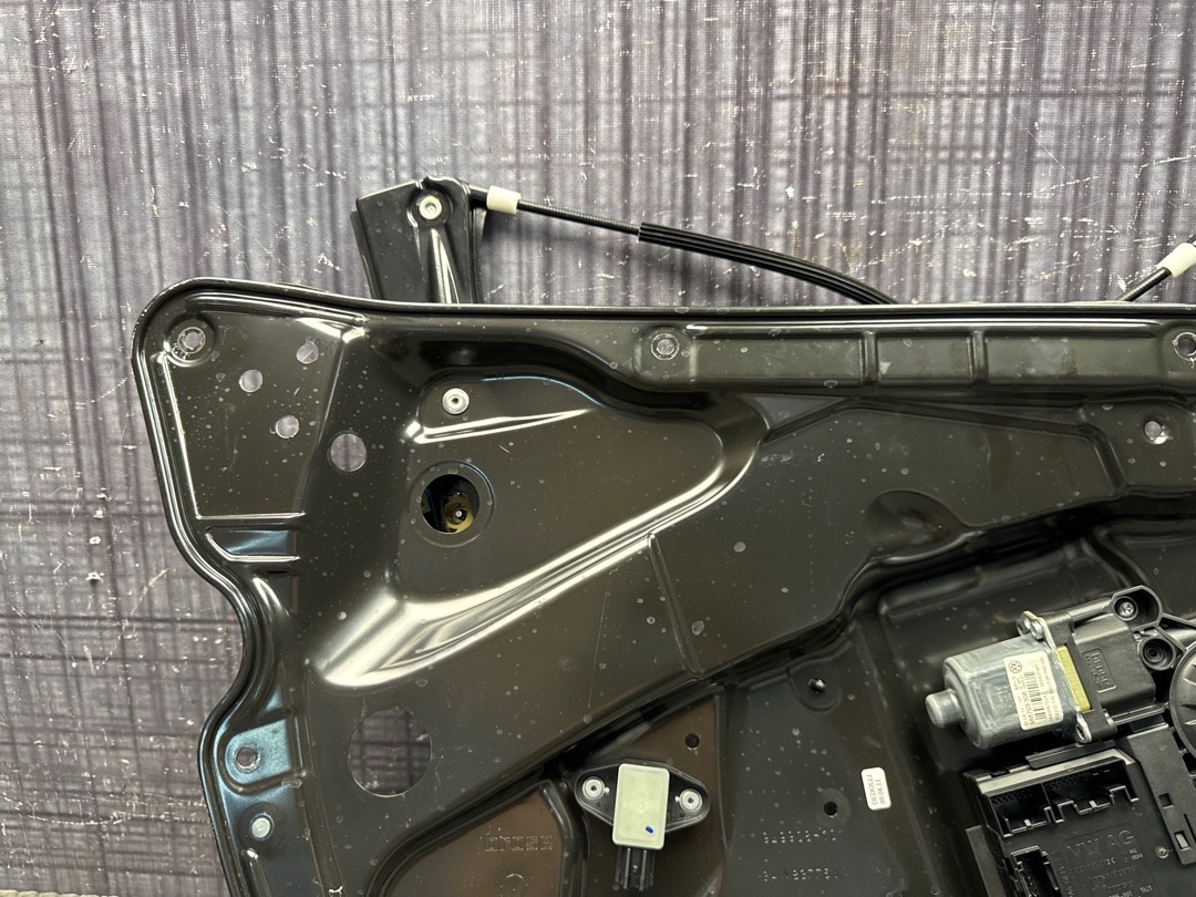 Стеклоподъемник, 3860 рублей, Красноярск