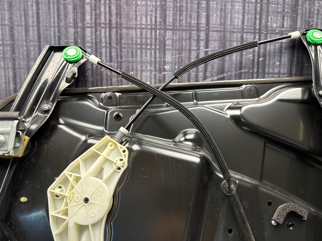 Стеклоподъемник, 3860 рублей, Красноярск