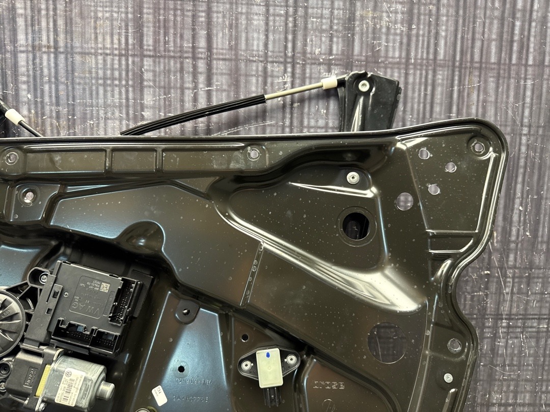 Стеклоподъемник, 3860 рублей, Красноярск