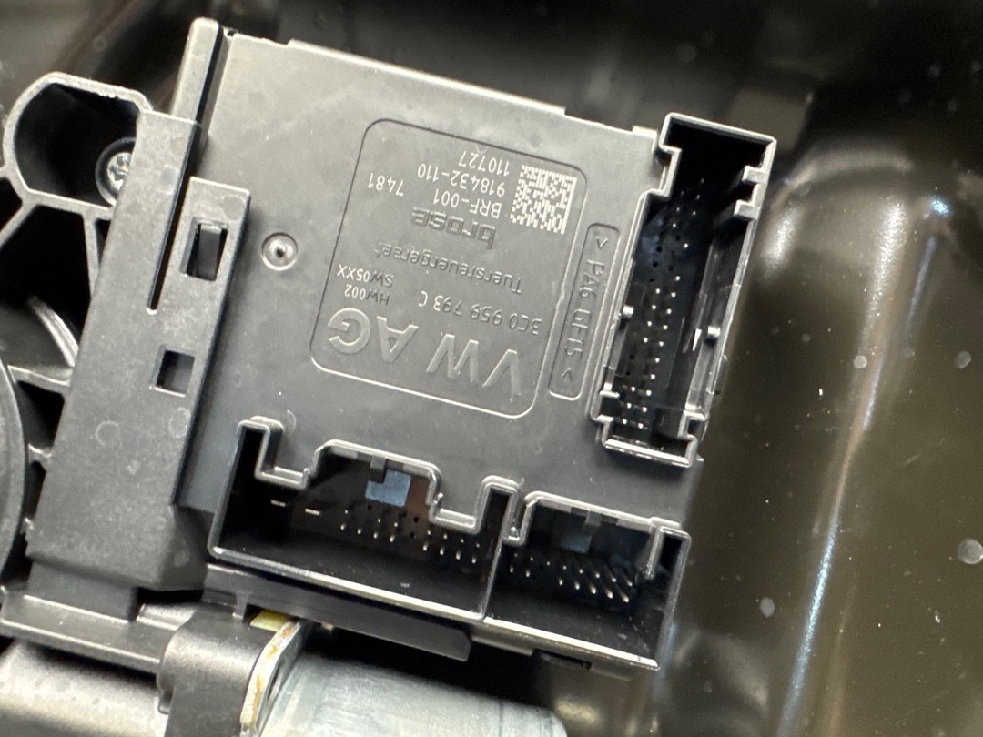 Стеклоподъемник, 3860 рублей, Красноярск