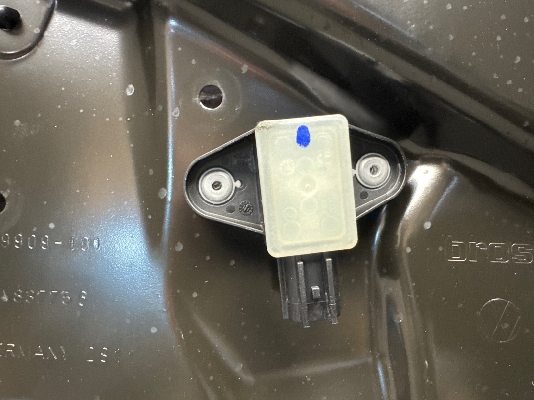 Стеклоподъемник, 3860 рублей, Красноярск