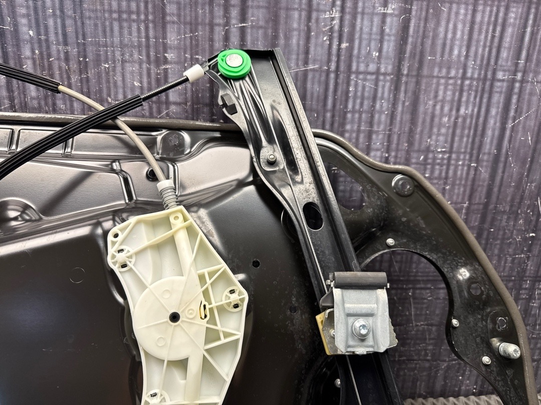 Стеклоподъемник, 3860 рублей, Красноярск