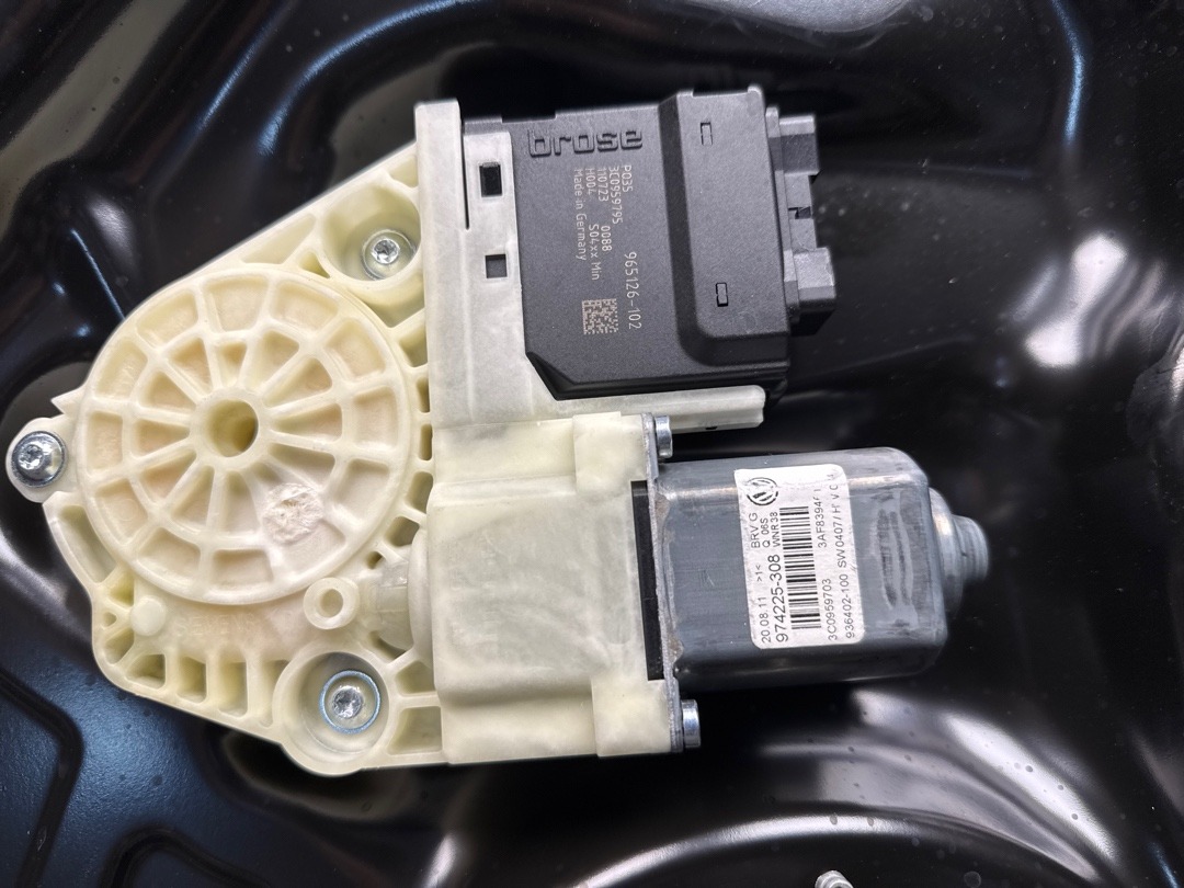 Стеклоподъемник, 1710 рублей, Красноярск