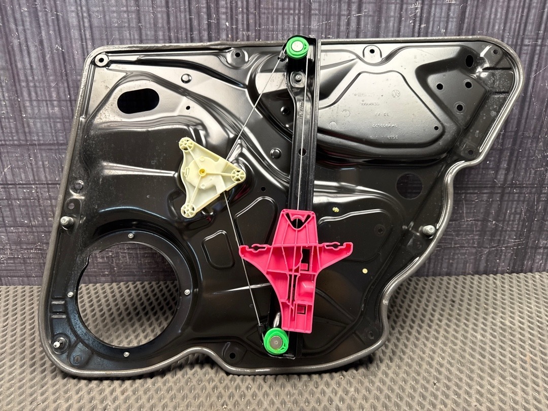 Стеклоподъемник, 1710 рублей, Красноярск