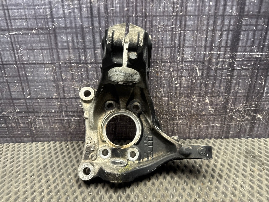 Поворотный кулак, 4320 рублей, Красноярск