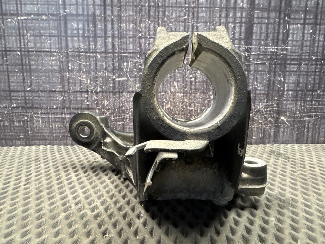 Поворотный кулак, 4320 рублей, Красноярск